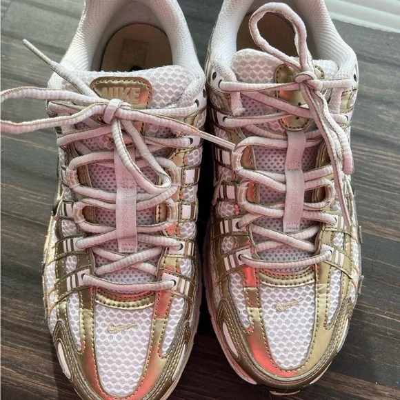 Nike Women's gold Metallic p-6000 Running Sneakers - Picture 2 of 7